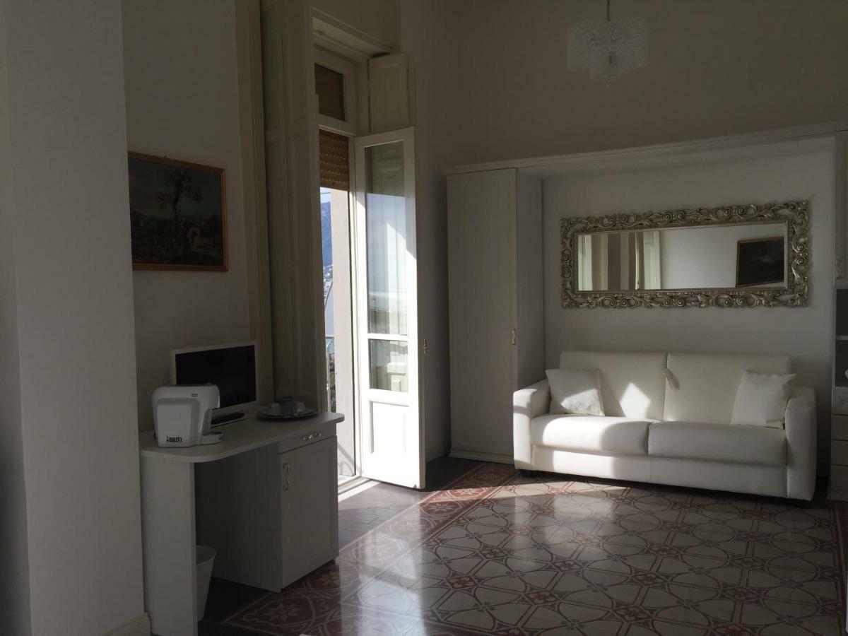 B&B Di Mare E D'Azzurro Salerno Exteriér fotografie