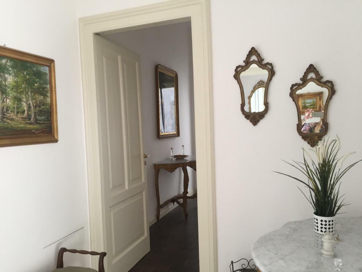 B&B Di Mare E D'Azzurro Salerno Exteriér fotografie