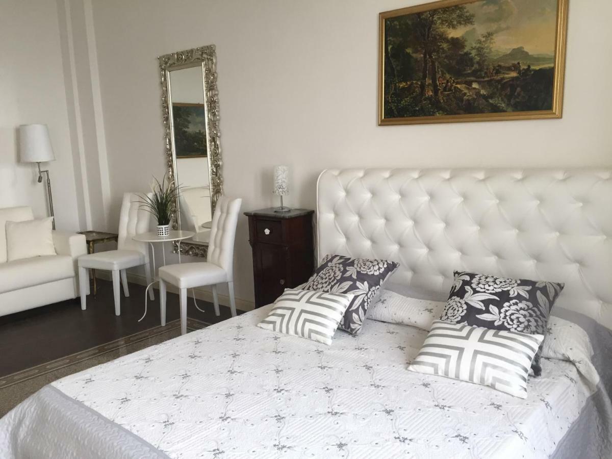 B&B Di Mare E D'Azzurro Salerno Exteriér fotografie