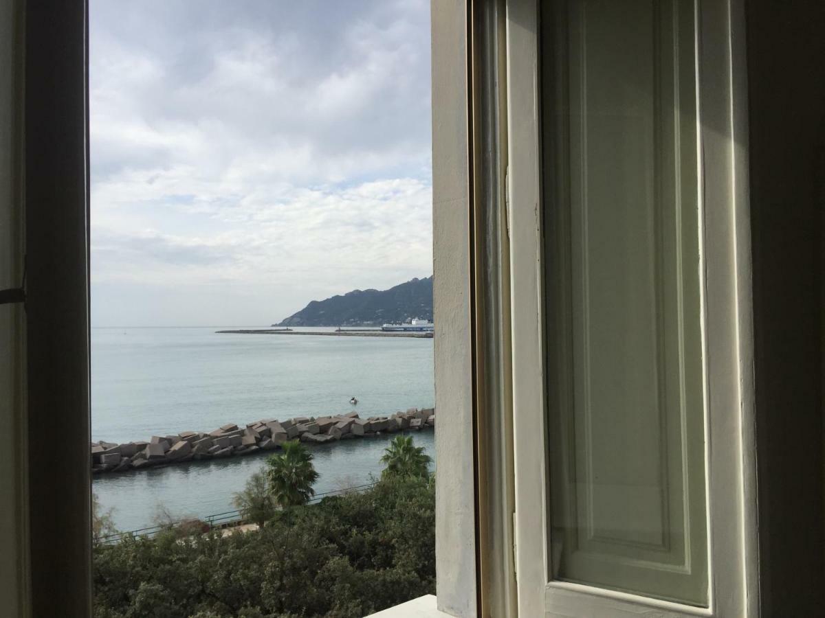 B&B Di Mare E D'Azzurro Salerno Exteriér fotografie