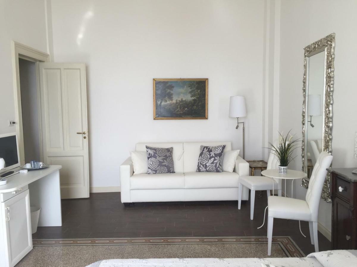 B&B Di Mare E D'Azzurro Salerno Exteriér fotografie
