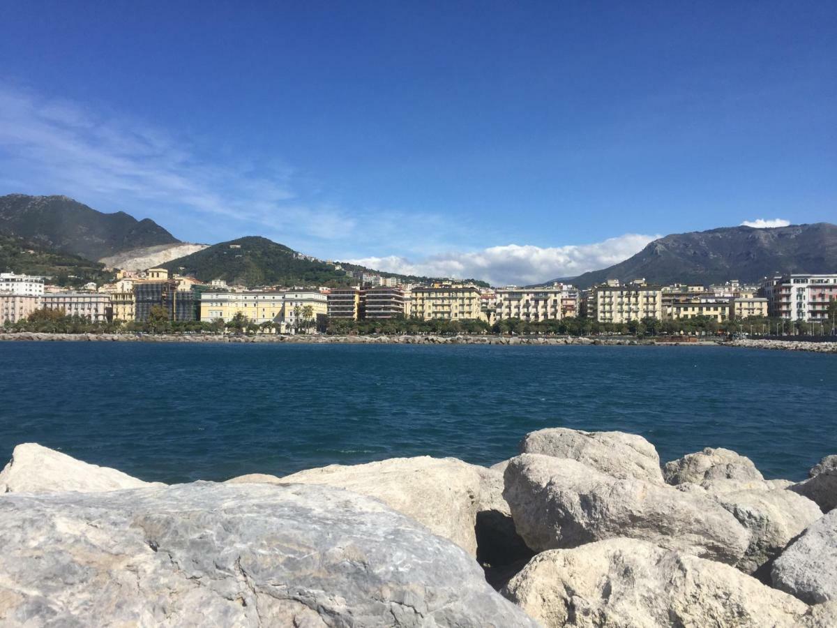B&B Di Mare E D'Azzurro Salerno Exteriér fotografie